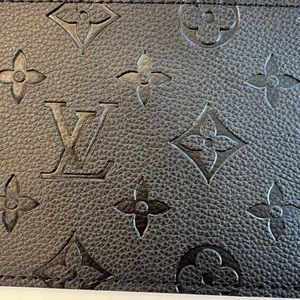 LV Knock off  card/slim wallet  NEW